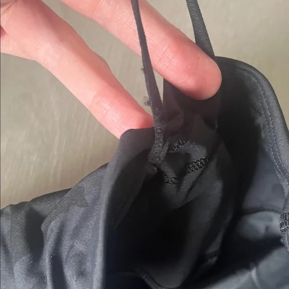 Lululemon Black Camo High-Waist Cropped Leggings - Picture 4 of 5